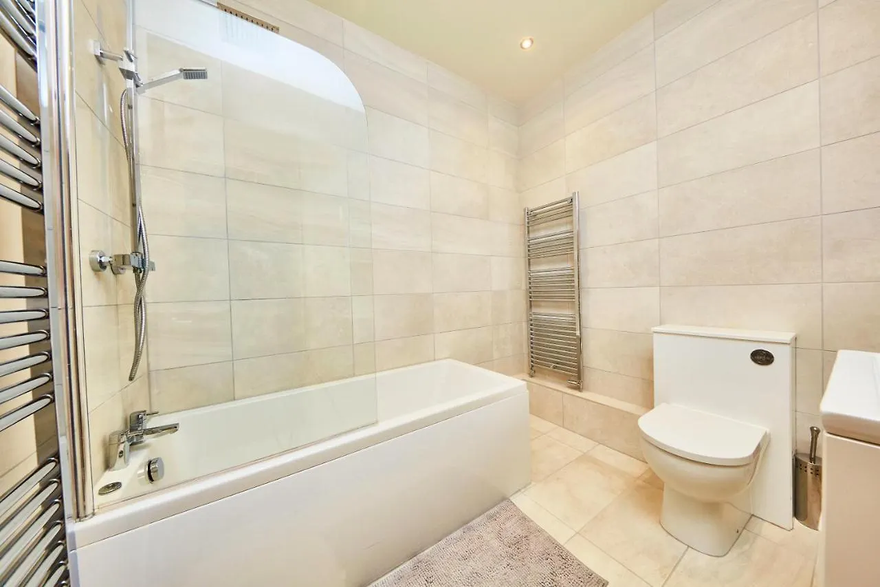 The Stylish Penthouse Of Harrogate - Sleeps 7 Apartment United Kingdom