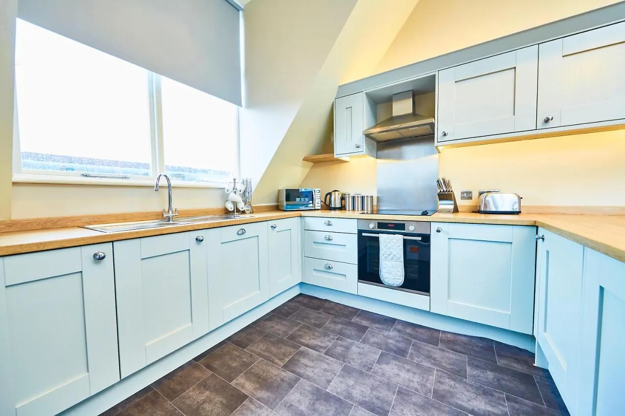 The Stylish Penthouse Of Harrogate - Sleeps 7 Apartment